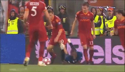 1654660459710099394.gif