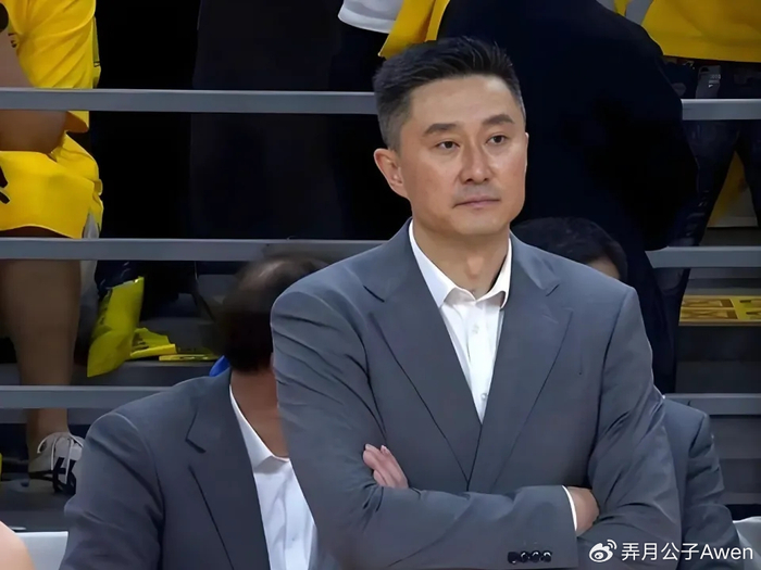 开云官网-0分0板3犯规！不止徐昕焦泊乔，CBA状元郎也被杜锋用废了|广东|王少杰|易建联|周琦|篮板_新浪新闻